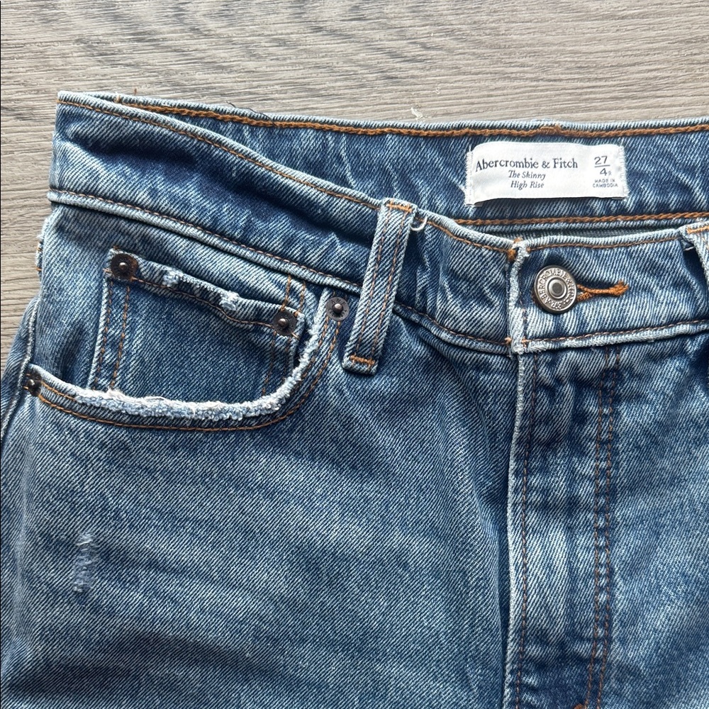 Abercrombie & Fitch Women’s Denim The Skinny High Rise Jeans